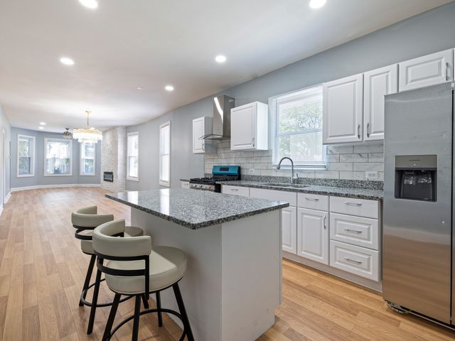 6350 S Wood Street, Chicago, IL 60636