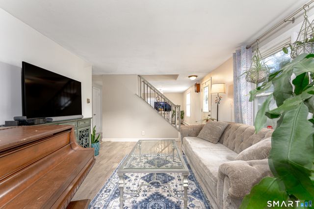 6 Nicholas Drive, East Haven, CT 06512