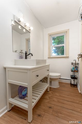 6 Nicholas Drive, East Haven, CT 06512