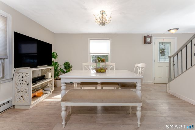 6 Nicholas Drive, East Haven, CT 06512