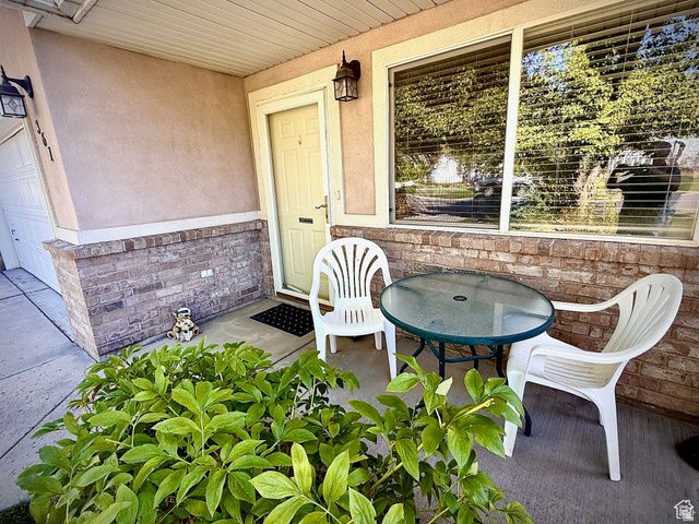 361 E 1900 N, North Ogden, UT 84414