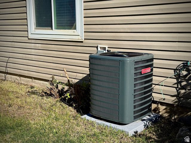 361 E 1900 N, North Ogden, UT 84414