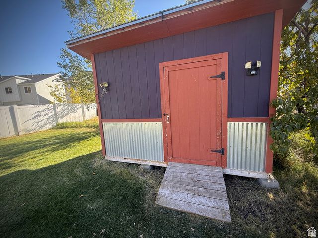 361 E 1900 N, North Ogden, UT 84414