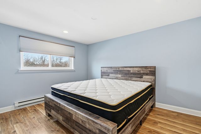 7306 BLACKSTONE Avenue 2, Justice, IL 60458