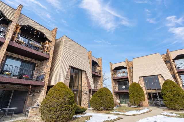 7306 BLACKSTONE Avenue 2, Justice, IL 60458