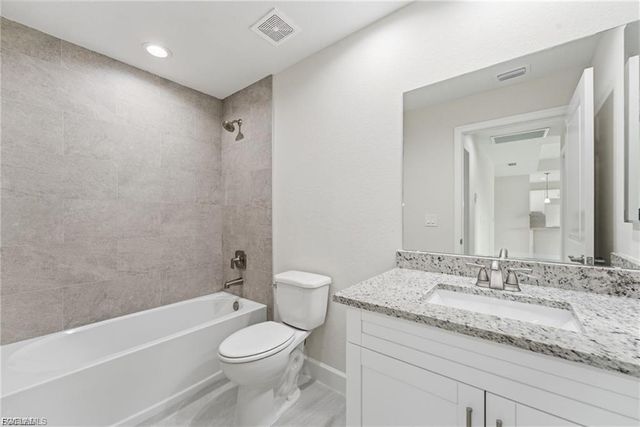 2601 48th ST W, Lehigh Acres, FL 33971