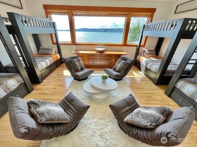 19253 E State Route 106, Belfair, WA 98528