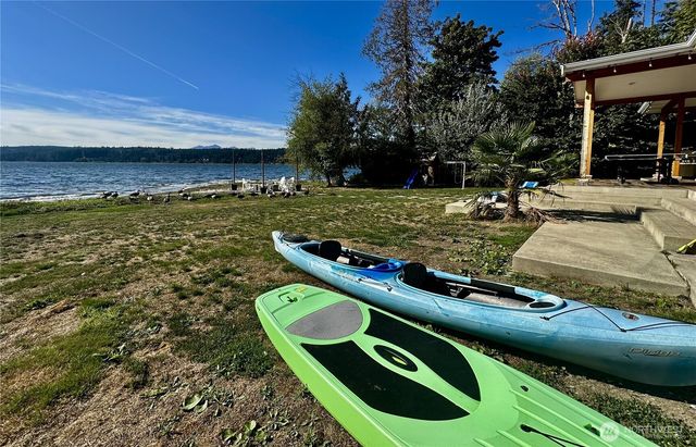 19253 E State Route 106, Belfair, WA 98528