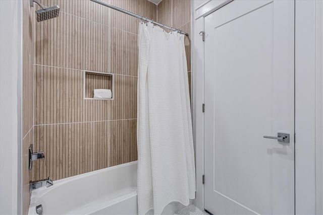 630 Center Square West 307, Port Aransas, TX 78373