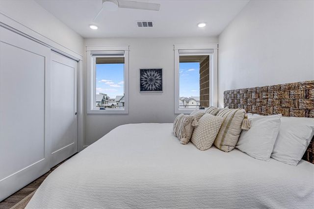 630 Center Square West 307, Port Aransas, TX 78373