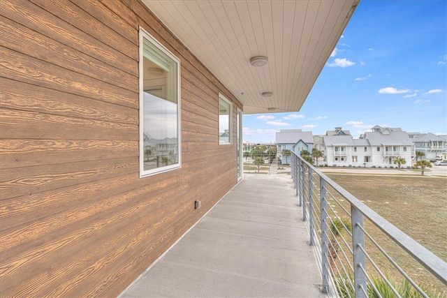 630 Center Square West 307, Port Aransas, TX 78373