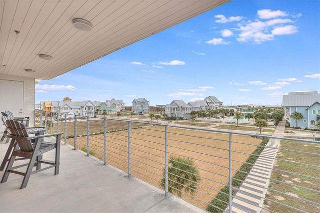 630 Center Square West 307, Port Aransas, TX 78373