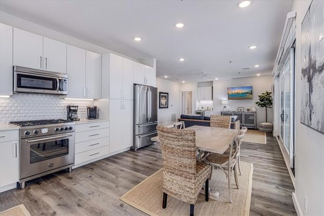 630 Center Square West 307, Port Aransas, TX 78373