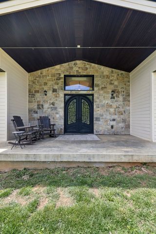1500 Jackson Point Rd, Sewanee, TN 37375