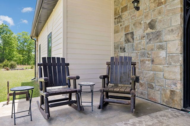 1500 Jackson Point Rd, Sewanee, TN 37375