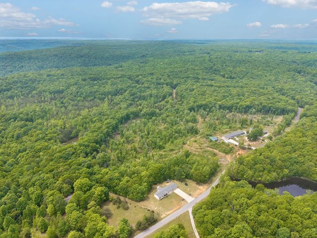 1500 Jackson Point Rd, Sewanee, TN 37375