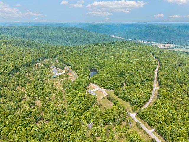1500 Jackson Point Rd, Sewanee, TN 37375