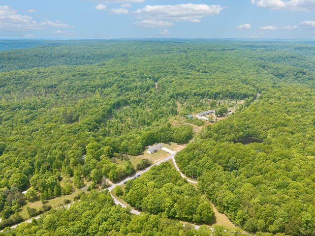 1500 Jackson Point Rd, Sewanee, TN 37375