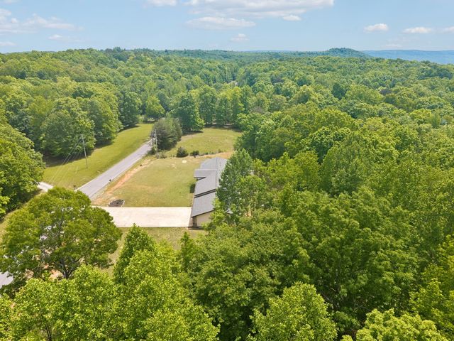 1500 Jackson Point Rd, Sewanee, TN 37375