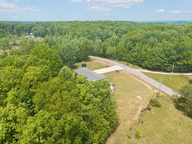 1500 Jackson Point Rd, Sewanee, TN 37375