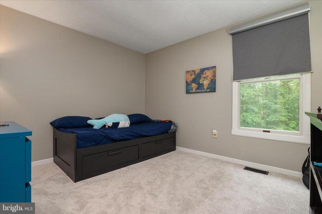 7190 MINK HOLLOW RD, Highland, MD 20777
