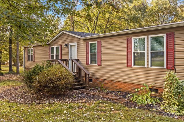 146 Coolwood Drive, Statesville, NC 28625