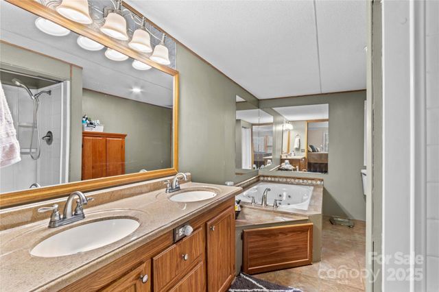 146 Coolwood Drive, Statesville, NC 28625