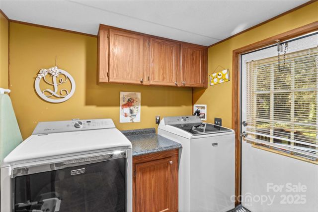 146 Coolwood Drive, Statesville, NC 28625