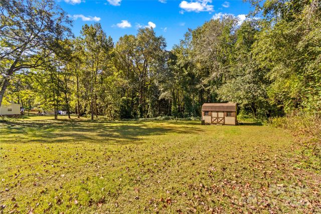 146 Coolwood Drive, Statesville, NC 28625