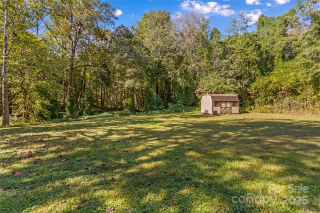 146 Coolwood Drive, Statesville, NC 28625