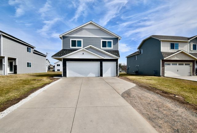 412 Bluebird Street, Mora, MN 55051