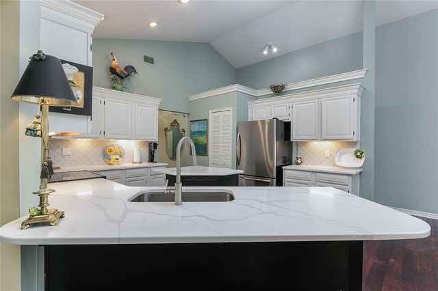 320 REMINGTON DRIVE, Oviedo, FL 32765
