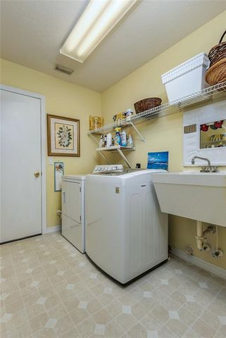 320 REMINGTON DRIVE, Oviedo, FL 32765