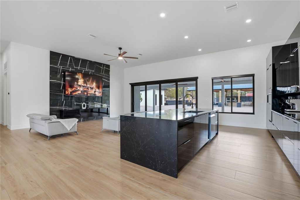 Image 20 of property listing at 17736 OVERSTREET LANE, Spring Hill, FL 34610