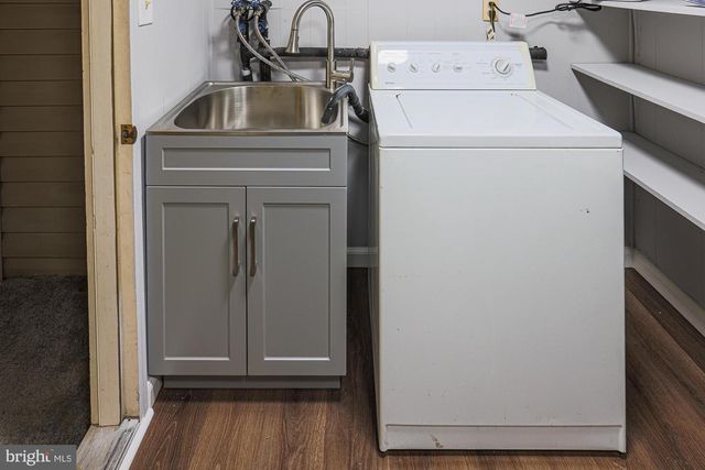 2507 TANEY RD, Baltimore, MD 21209