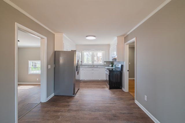 968 Spencer Rd, Rock Island, TN 38581