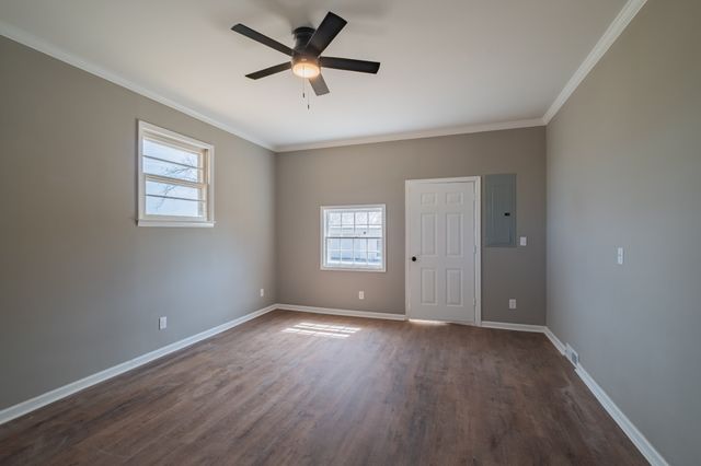 968 Spencer Rd, Rock Island, TN 38581