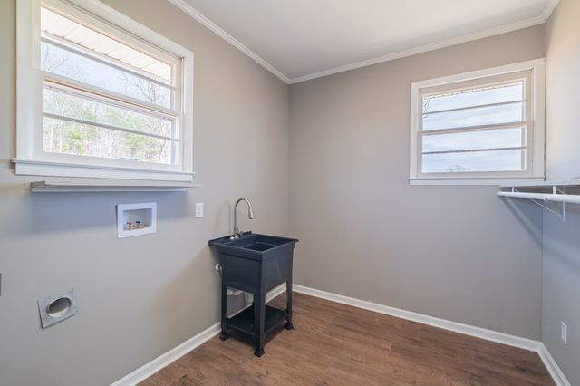 968 Spencer Rd, Rock Island, TN 38581