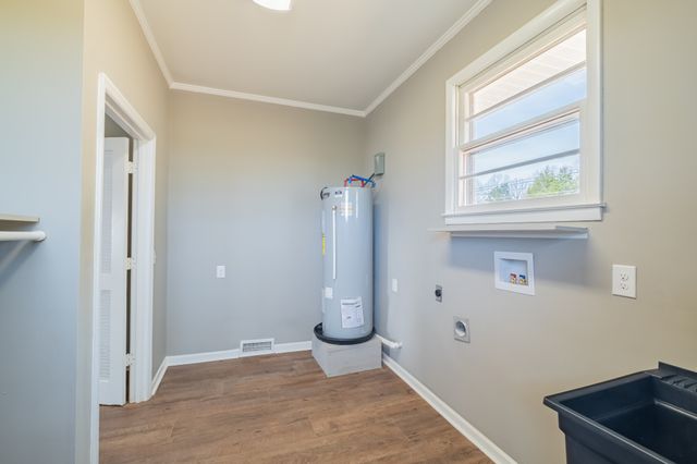 968 Spencer Rd, Rock Island, TN 38581