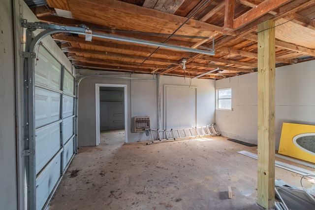 968 Spencer Rd, Rock Island, TN 38581