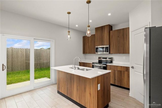 3316 Duke Avenue 3, Mcallen, TX 78504