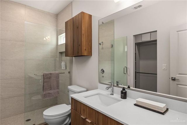 3316 Duke Avenue 3, Mcallen, TX 78504