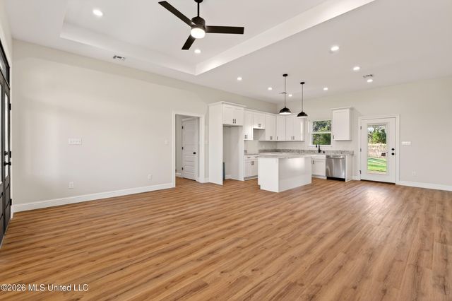 6 Sassafras Drive, Carriere, MS 39426