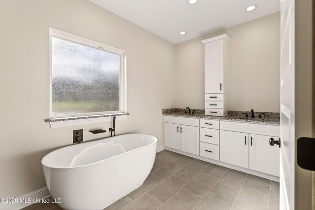 6 Sassafras Drive, Carriere, MS 39426