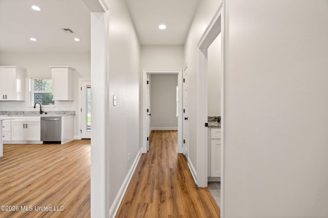 6 Sassafras Drive, Carriere, MS 39426