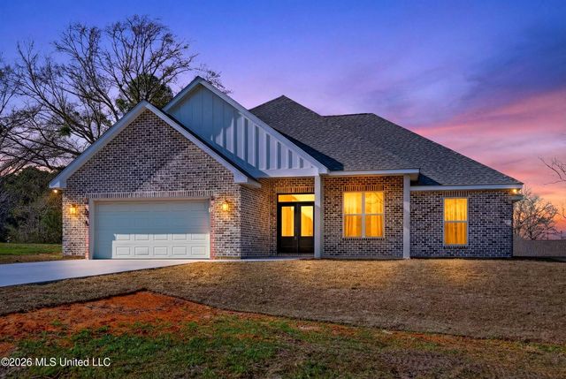 6 Sassafras Drive, Carriere, MS 39426