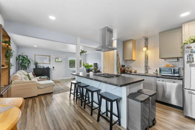 1044-1046 12th St, Imperial Beach, CA 91932