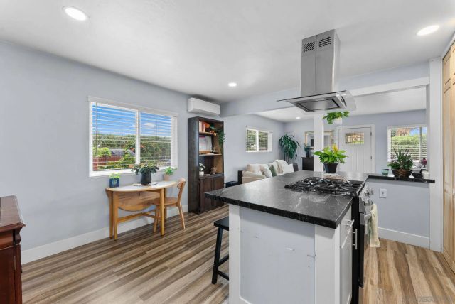 1044-1046 12th St, Imperial Beach, CA 91932