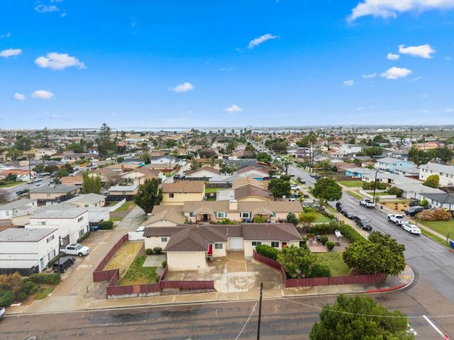1044-1046 12th St, Imperial Beach, CA 91932