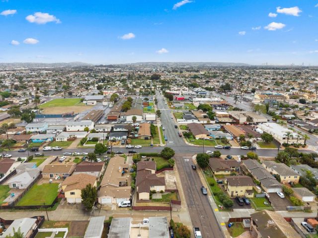 1044-1046 12th St, Imperial Beach, CA 91932